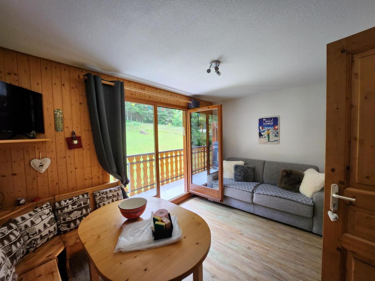Cocon A Chatel Exterior photo